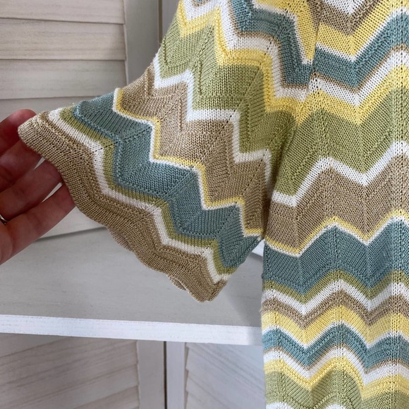 Alfred Dunner colorful chevron short sleeve top - Picture 5 of 7